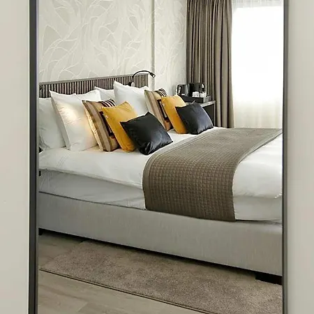 Hotel Boutique Hans - Amsterdam Schiphol Airport Badhoevedorp