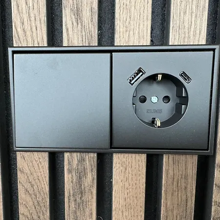 Boutique Hans - Amsterdam Schiphol Airport 3*