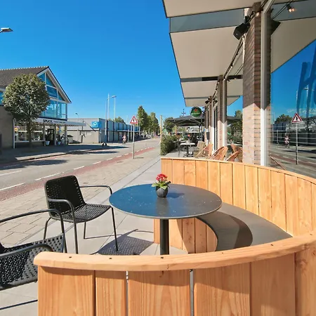 Hotel Boutique Hans - Amsterdam Schiphol Airport Badhoevedorp